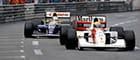 Dos coches durante una carrera de Fórmula 1.